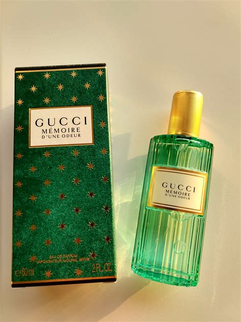 gucci green perfume